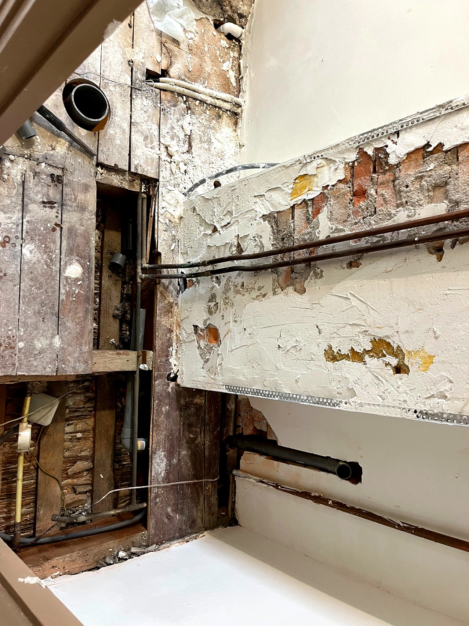 hoogstraten-wc-suspendat foto